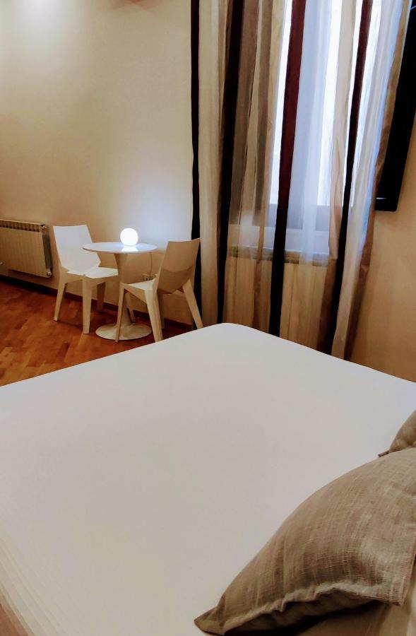 Stella Casabono Bed and Breakfast Sulmona Exteriör bild